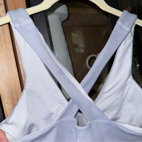 ALO Elevate ribbed tank top criss cross blue moon slate scoop v tight long line - Picture 8 of 10